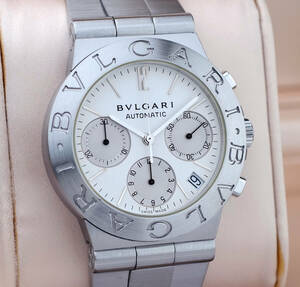 美品 ブルガリ ディアゴノ クロノ ホワイト CH35S メンズ Bvlgari