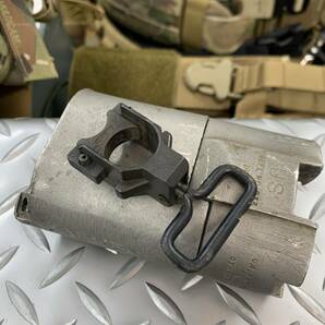 米軍実物 FN M16A1/M16A2/M4 Sling Side Swivel Mount サイドスリング スイベル fn colt ar bafe usgiの画像1