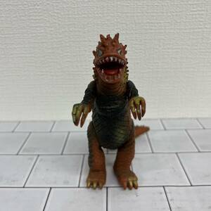 D006-M15-6413 * poppy be blur - King Zaurus series Ultraman monster sofvi doll antique total length approximately 15cm