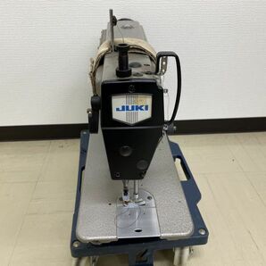 C044-T8-1224 JUKI ジューキ DDL-5530 ミシン 工業用ミシン ハンドクラフト 手芸 手工芸 裁縫 本体 現状品 ①の画像4