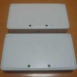 ニンテンドー3DS ピュアホワイト 本体とSDカードのみ 2個セットの画像1