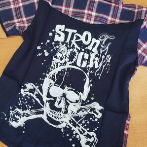 新品☆150cm【T-street☆スカルプリント・STRONG ROCK☆半袖シャツ】紺×黒の画像2