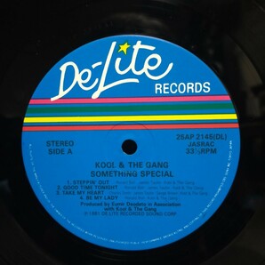 KOOL & THE GANG - SOMETHING SPECIAL 【LP】1981' 国内盤/ Get Down On It収録/帯付の画像2