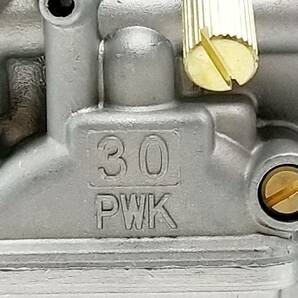 送料無料 キャブレター PWK30Φ（28）タイプ インシュレーター付(キャブレター) KOSO  OKO ケイヒン  ジェット付 未使用 新品の画像2