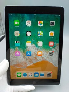 □Apple iPad 第6世代 A1893 9.7インチ 128GB Wi-Fiモデル MR7J2J/A スペースグレイ