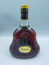 ●X.O Hennessy COGNAC ヘネシー コニャック アルコール分40% 700ml 金キャップ ゴールドキャップ 古酒 未開栓 その２_画像1