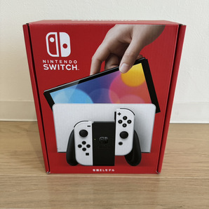 【使用期間3ヶ月弱。1円～】Nintendo Switch 有機ELモデル ホワイトカラー（白） 動作品 スイッチ ニンテンドー ゲーム機【中古】の画像1