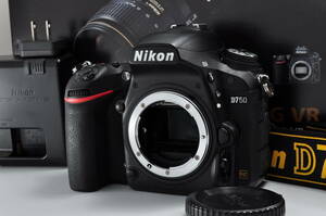 【美品】Nikon ニコン D750 デジタル一眼レフカメラ ボディキャップ ストラップ 充電器 元箱付き シャッター数22,699 #0195