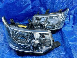 中古三菱デリカD5 CV5W CV2W CV1W純正ヘッドライト, ヘッドランプ 左右セット デリカD5: HID ヘッドライト KOITO 100-87918(M-1)