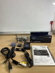 ● デジタルカメラ　Panasonic パナソニック　LUMIX DMC-TZ3 充電器　バッテリー付き　動作確認済み
