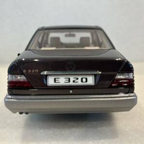 1/18 「メルセデス・ベンツ E320」W124後期1995年モデルミニカー ボーナイトAUTOart MILLENIUM の画像4