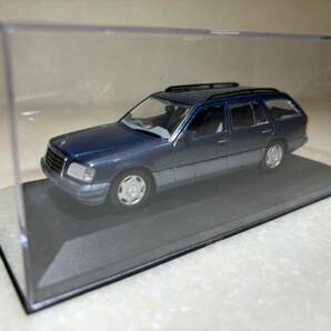 1/43「メルセデスベンツ Eクラスステーションワゴン W124後期」 ノーチカルブルーメタリック ミニチャンプス製 の画像7