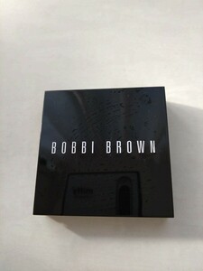 BOBBI BROWN 　ボビーブラウン　ブライトニング　ブリック