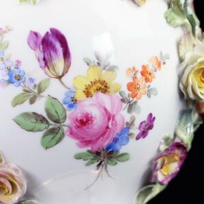 魁◆本物保証 Meissen オールドマイセン 花と実の浮彫花瓶 フラワーベース 5つ花 高さ19.5㎝ ボタン双剣 アンティークの画像8