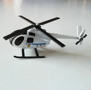 ヘリコプター　 おもちゃ　警視庁ヘリ
