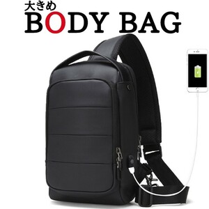 * condition excellent * high capacity body bag * men's black ( black )* simple *Fire HD 10 tablet, PET bottle, flask, travel bag,USB charge 