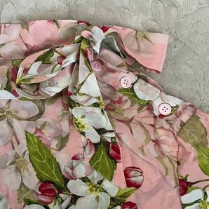 花柄 ブラウス ハイネック リボン ピンク 肩ボタン ポリエステル100% 長袖の画像3