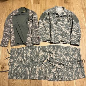 米軍放出　ACU 迷彩服上下M-R＋MASSIFコンバットシャツS グリーンベレー　米陸軍　US ARMY BDU