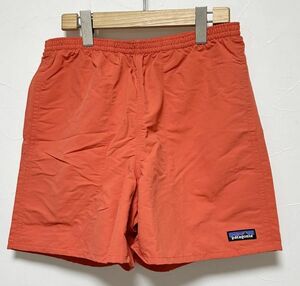 パタゴニア メンズ Sサイズ バギーズ ショーツ ５インチ ショートパンツ patagonia PIMR ピメントレッド 57022