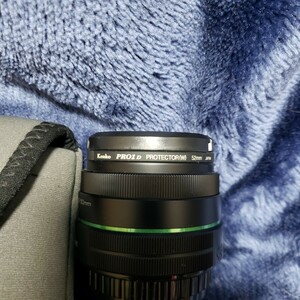 PENTAX smc DA 50mm F1.8 【美品　動作品】 ペンタックス 単焦点 レンズフィルター付き