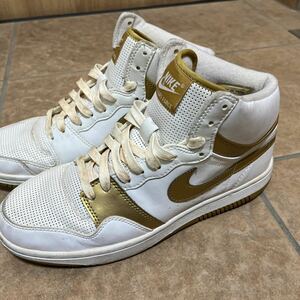 NIKE ナイキ スニーカー HIGH