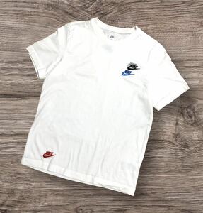 NIKE ナイキ NSW クラブ エッセンシャル　Tシャツ　ロゴ　刺繍　M