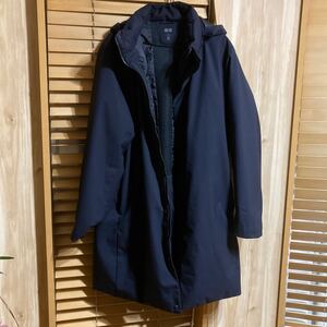 送料無料　美品 ユニクロ ハイブリットダウンコート 黒 メンズ XL UNIQLO　ホームクリーニング済