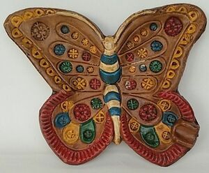 【蝶の飾り灰皿】 置物 民芸 陶器 aracena huelva　チョウチョ