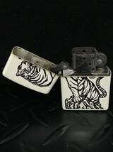 C887★ZIPPO ジッポー ライタートラ柄 ホワイト 喫煙具 着火確認済み※GW休暇の為4/30以降の発送は5/7～になります _画像5