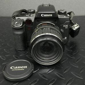 C871★Canon EOS 55 フィルムカメラ ジャンク ウルトラソニックレンズ2点 ライト300EZ 計4点※GW休暇の為4/30以降は発送が5/7～になりますの画像2