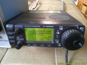アイコム　IC-706MKⅡＧ　HF、VHF、UHF　1.8～430MHｚ　オールモード機　100Ｗ　50Ｗ　20Ｗ　ＩＣＯＭ
