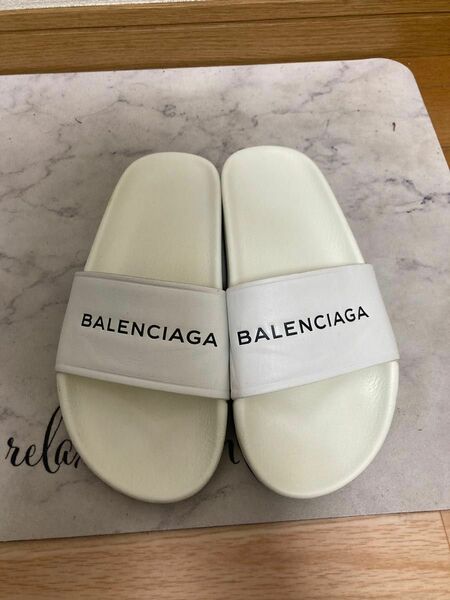 BALENCIAGA/POOL スライドサンダル/ホワイト