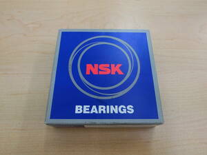 (1298) 未使用品 ベアリング NSK BEARINGS HR32211J 10-05