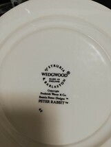 S481. ウェッジウッド WEDGWOOD ピーターラビット プレート お皿 旧刻印 英国製 食器 2枚/60_画像4