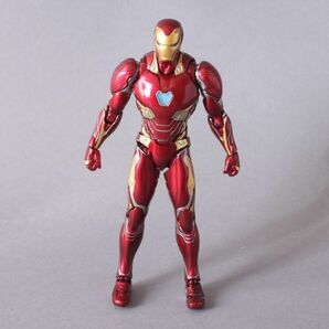 美品 MARVEL AVENGERS INFINITY WAR アイアンマン マーク50 マーベル BANDAI バンダイ キャラクター フィギュア ＃60※884/k.cの画像2