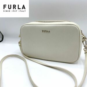 ★良品★FURLA フルラ カメラバッグ 二層式 クロスボディ リリー レザー ショルダーバッグ 斜め掛け