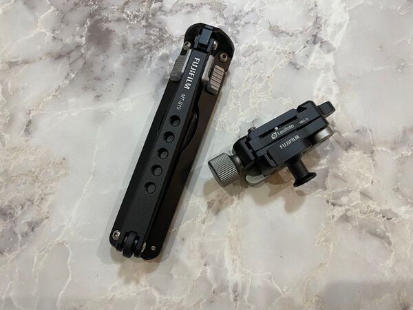 Leofoto/FUJIFILMコラボ商品MT-03+MBC-18 アルミミニ三脚+小型自由雲台セット数量限定 ブラック