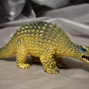 駄菓子屋 ② 昭和 玩具 パチ 恐竜 怪獣 塩ビ中空 軟質 ソフビ人形 アンキロサウルス 恐竜100万年 kkzzaaの画像2