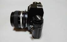 昭和レトロ 当時物 ニコン NIKON EM NIKKOR25 mm 一眼レフ　フィルムカメラ、(ジャンク扱い)_画像2