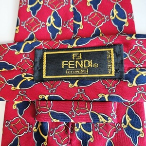 FENDI(フェンディ)レッド紺柄ネクタイ