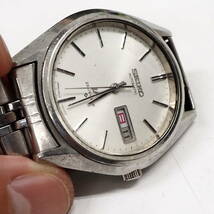 45695-180　SEIKO LM セイコー 5606-8031 メンズ腕時計 自動巻 デイデイト 25石 純正ベルトジャンク品不動送料180円～_画像7