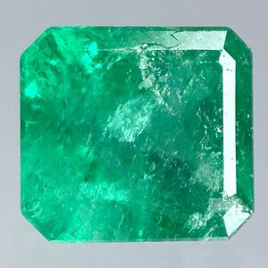 ●天然エメラルド0.732ct●a約5.6×5.1mmソーティング付 ルース 裸石 宝石 ジュエリーjewerly emerald EA0 テEA5