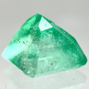 1.8ctUP!!●天然エメラルド1.870ct●a約7.0×6.9mmソーティング付 ルース 裸石 宝石 ジュエリーjewerly emerald EA5/EB5 テ EA6の画像2