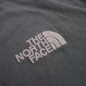 ザノースフェイス THE NORTH FACE ×KAWS Tシャツ 半袖 刺繍 ロゴ ブラック L メンズの画像5