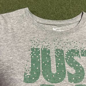 送料無料 NIKE ナイキ JUST DO IT Tシャツ ジュニア Lサイズ グレー 半袖Tシャツ の画像3