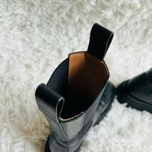 極美品 BOTTEGA VENETA ボッテガヴェネタ ラグブーツ THE LUG BOOT サイドゴア 現行 ブーツ 23cm 36 ブラック 黒 正規品 厚底 チェルシー_画像4