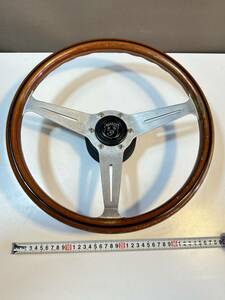  old car / Nardi / wooden steering wheel /35./ with defect / garage interior 