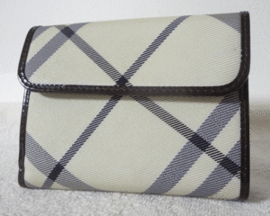 良品　バーバリーブルーレーベル　BURBERRY BLUE LABEL　ベージュ系チェック柄　ダークブラウン　二つ折り　財布　ウォレット　レディース