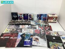 【同梱不可/現状】 男性声優 他 グッズ まとめ売り 宮野真守 前野智昭 Tシャツ DVD CD 他 タバコ臭有り_画像1