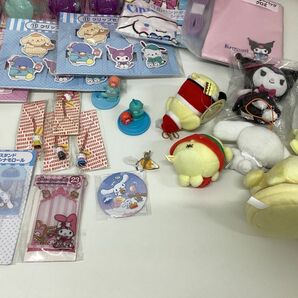 【同梱不可・現状】サンリオ グッズ まとめ売り ぬいぐるみ フェイスタオル アクリルスタンド 他 / ポムポムプリン シナモロールの画像9